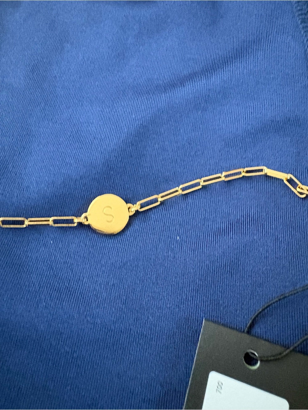 kate spade Gold Paperclip Chain bracelet with Round 'S' Initial Pendant - Picture 3 of 5
